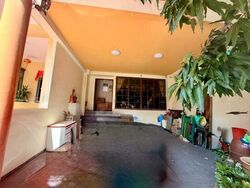 Cambridge Road (D8), Terrace #551977651